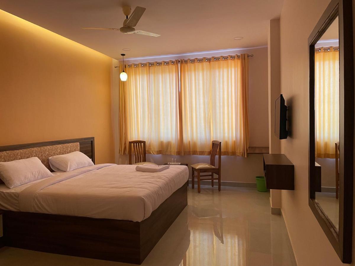 Hotel Lavender Elite Haldipur Екстериор снимка