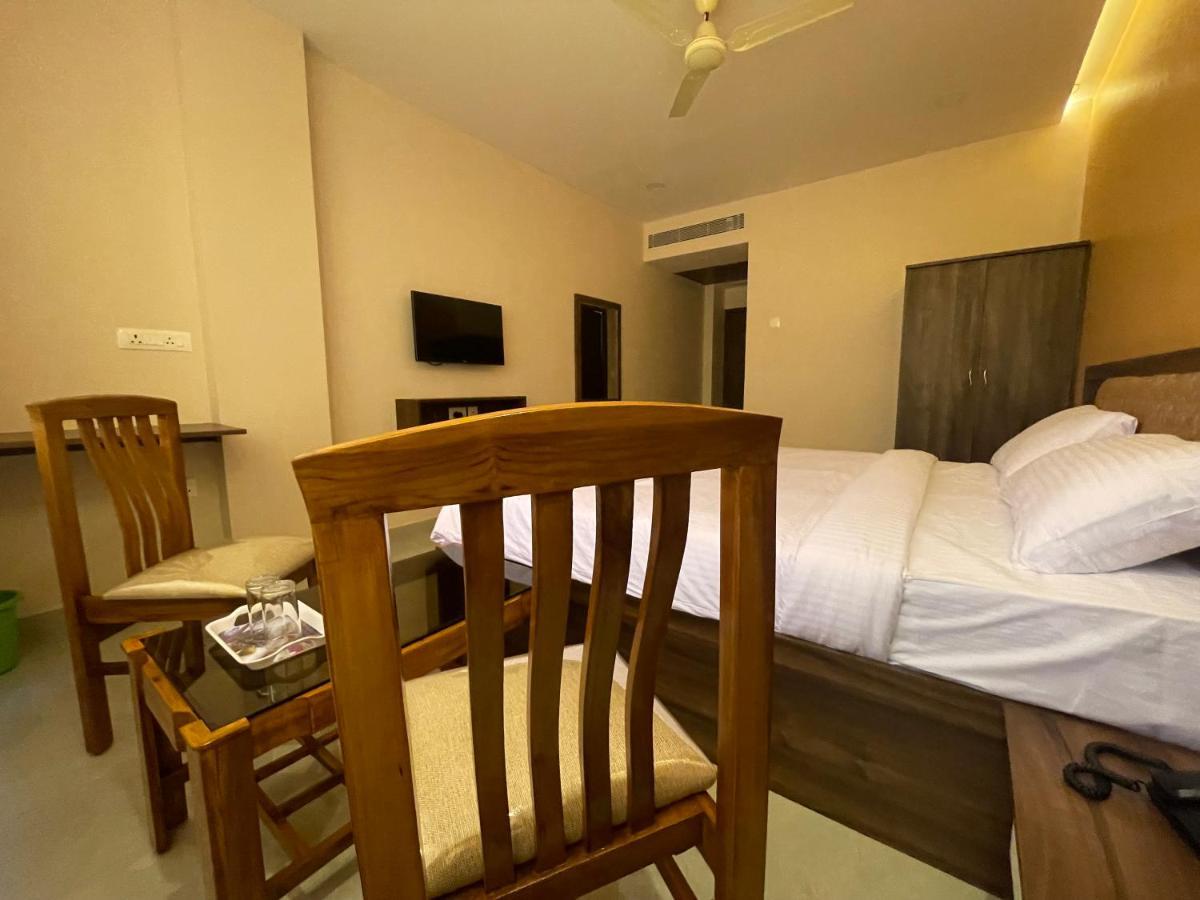 Hotel Lavender Elite Haldipur Екстериор снимка